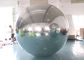 Bola publicitaria flotante inflable colgante de plata de la esfera del espejo del PVC de la capa doble para la decoración de la etapa de la Navidad